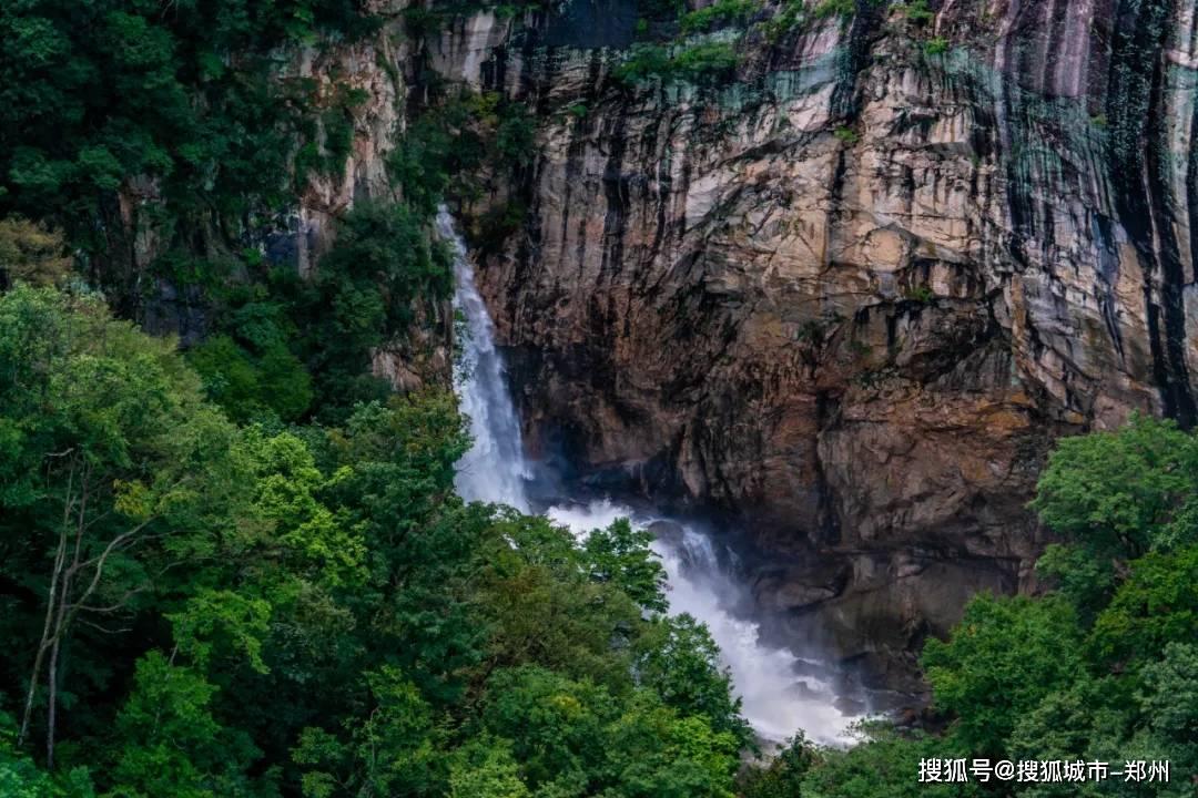 中国重汽:济南卡车预期年度股东应占净利润同比增长约370%至420%